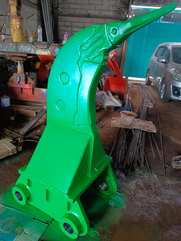 Attachment Bucket Ripper kelas 30 Ton Excavator