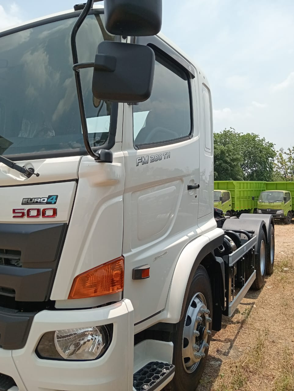 Hino FM 6x4-280 TH