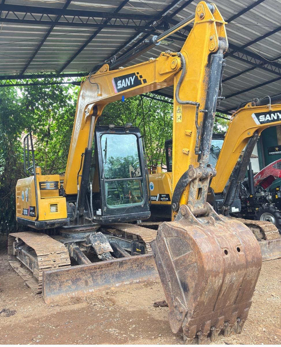 Direntalkan Sany SY 75