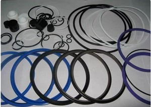 Spare part seals on hydraulic breakers